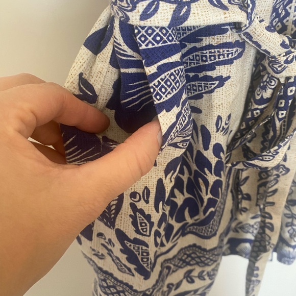 FARM Rio Blue and White Floral Jumpsuit - Size S - Picture 5 of 11